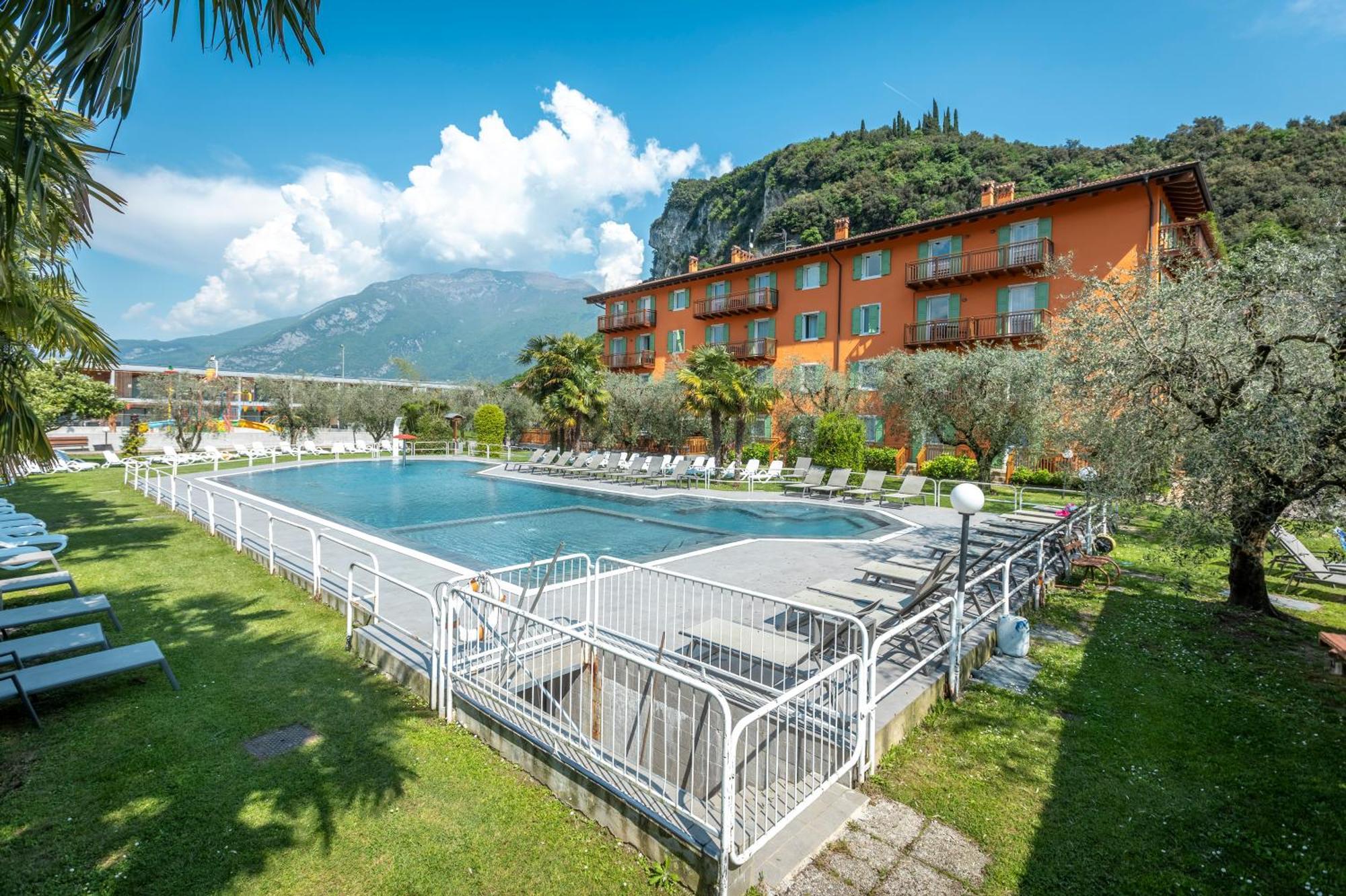 Residence Filanda Riva del Garda Kültér fotó